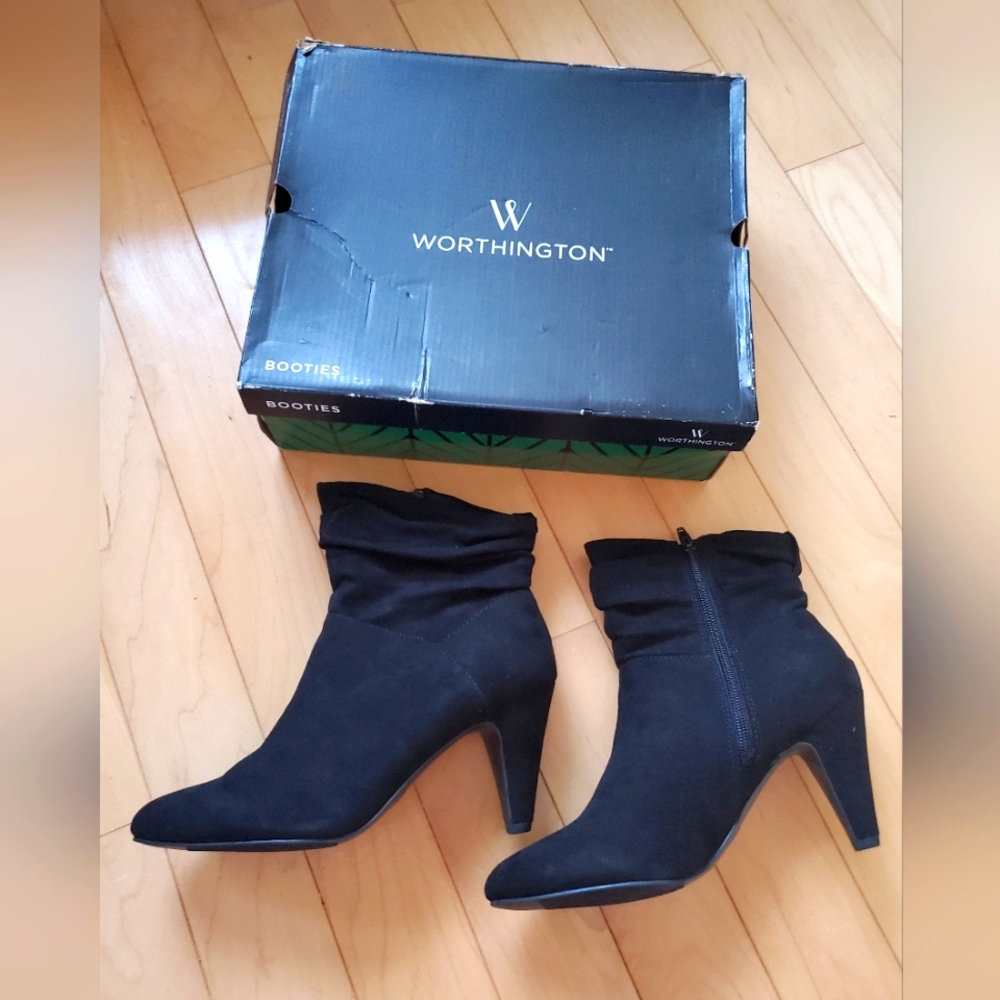 Black Suede ankle booties  brand new memory foam